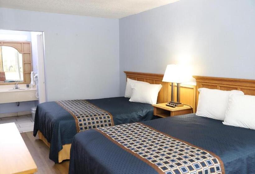 Номер Стандарт 2 Двуспальные Кровати, Super 8 By Wyndham Florence Sc I 95 North   Hwy 76