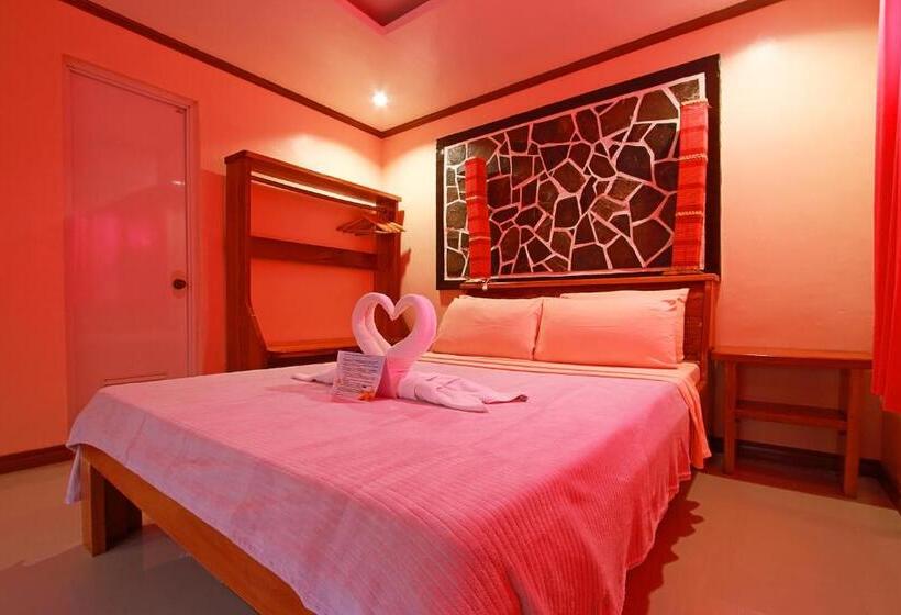 غرفة ديلوكس مزودة بشرفة, Nigi Nigi Too Beach Resort