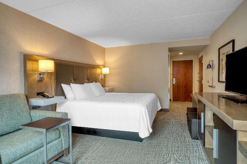 Студио Стандарт Кровать Кинг, Hampton Inn Raynhamtaunton