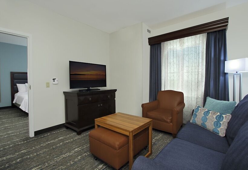 带大床的套房, Homewood Suites By Hilton Miami Airport West