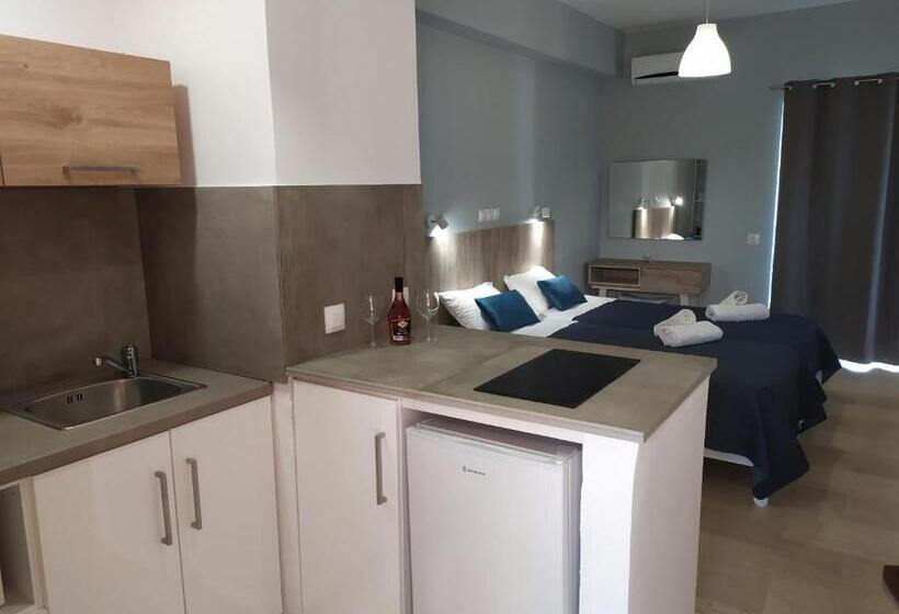 Номер Deluxe Вид на Сад, Valentinos Apartments