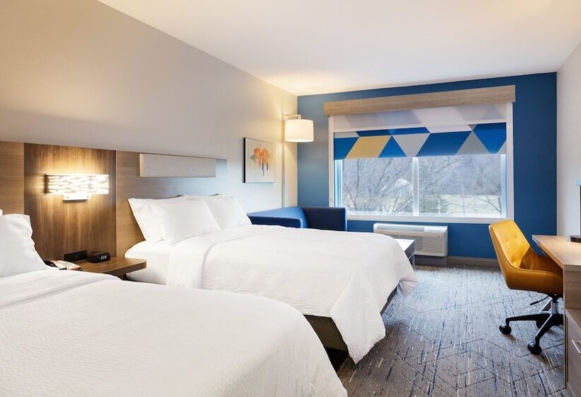 Suite, Holiday Inn Express Hotel & Suites Terre Haute, An Ihg