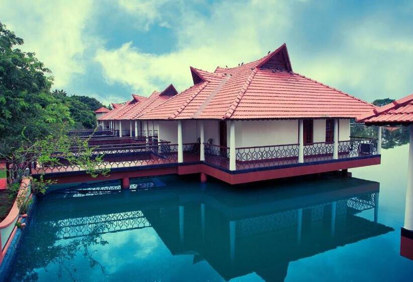 کابین, Sterling Lake Palace Alleppey