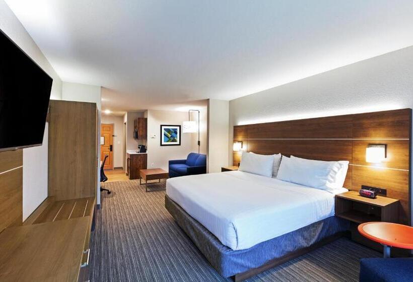 Люкс Кровать Кинг, Holiday Inn Express & Suites Tulsa S Broken Arrow Hwy 51 By Ihg