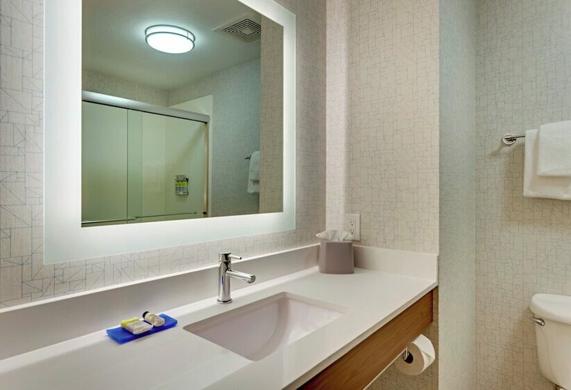 Номер Стандарт, Holiday Inn Express Hotel And Suites Weatherford, An Ihg