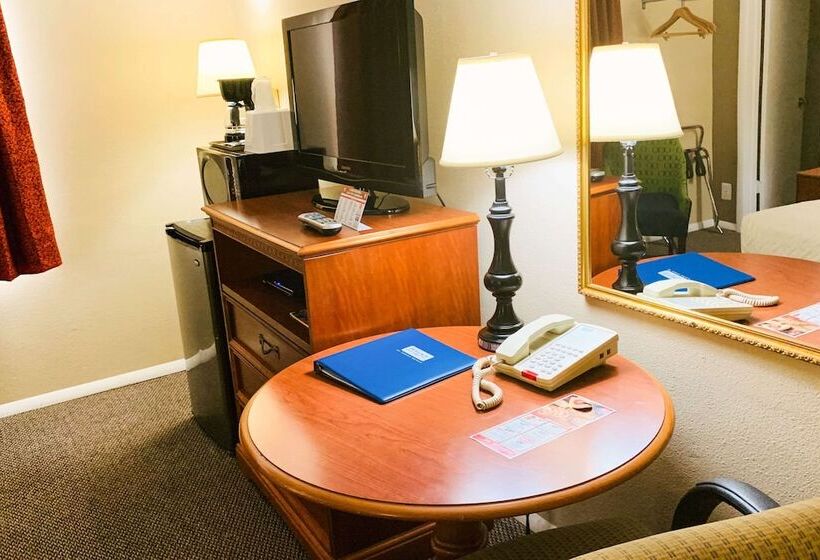 Номер Стандарт 2 Двуспальные Кровати, Rodeway Inn & Suites Sheridan