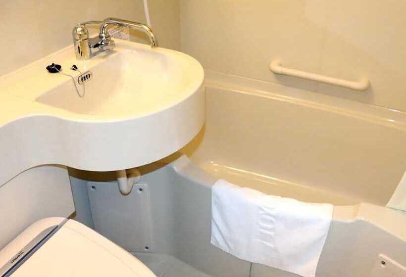 Номер Economy, Toyoko Inn Hakata-guchi Ekimae