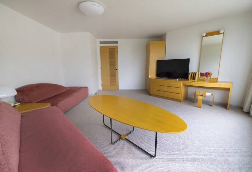 Люкс, Ana Crowne Plaza Resort Appi Kogen, An Ihg