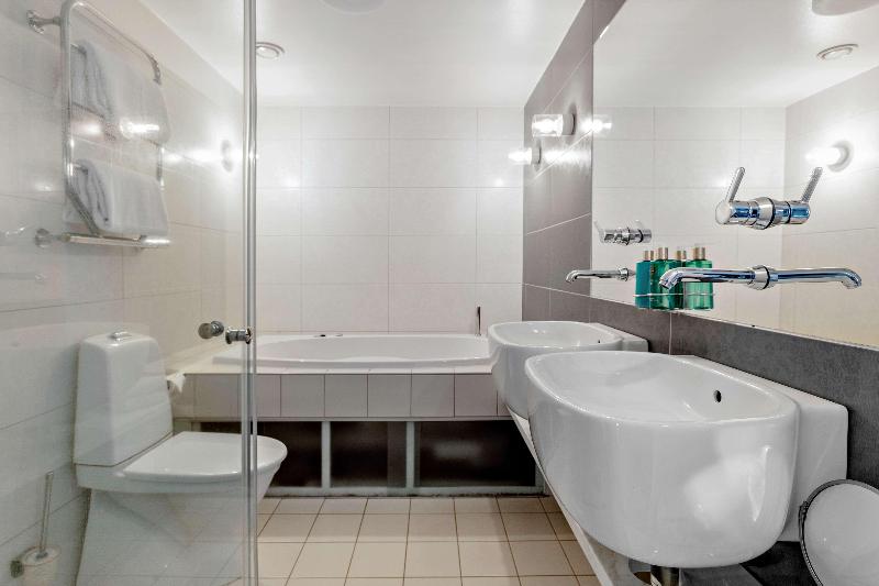 Номер Economy, Toyoko Inn Atami Ekimae