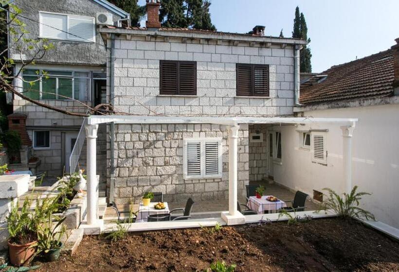 اتاق راحتی, Kusalo Guesthouse
