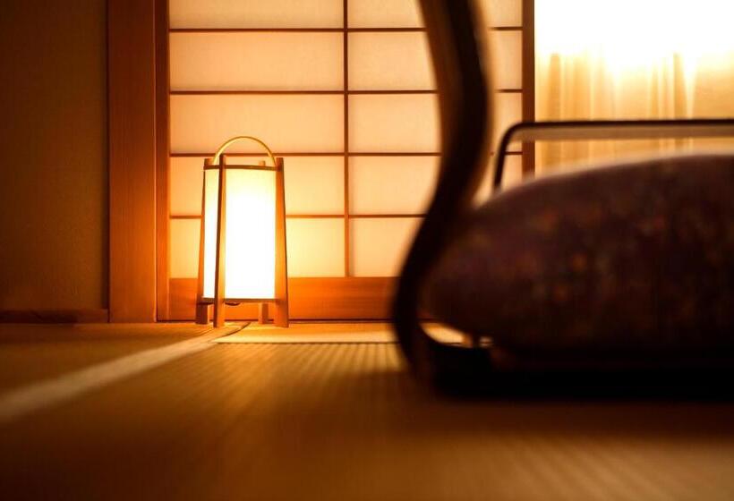 Семейный Номер Deluxe, Yumoto Konpira Onsen Hananoyu Kobaitei