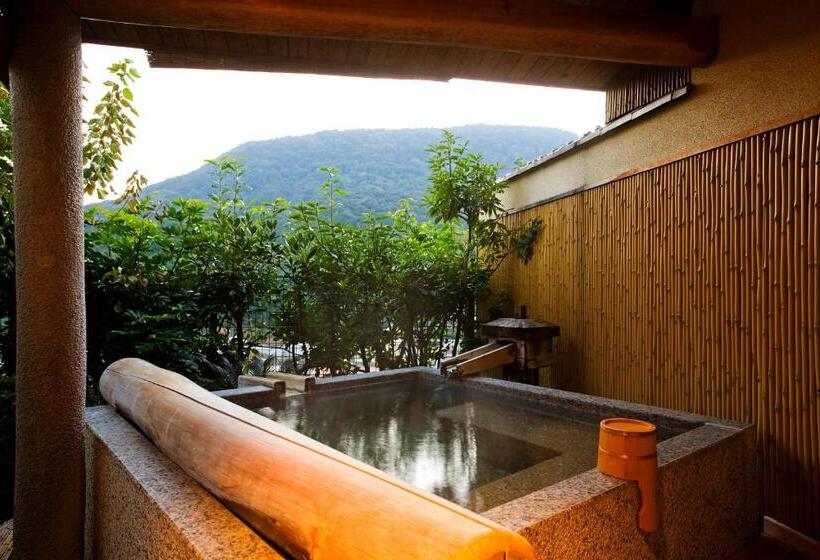 Номер Superior, Yumoto Konpira Onsen Hananoyu Kobaitei