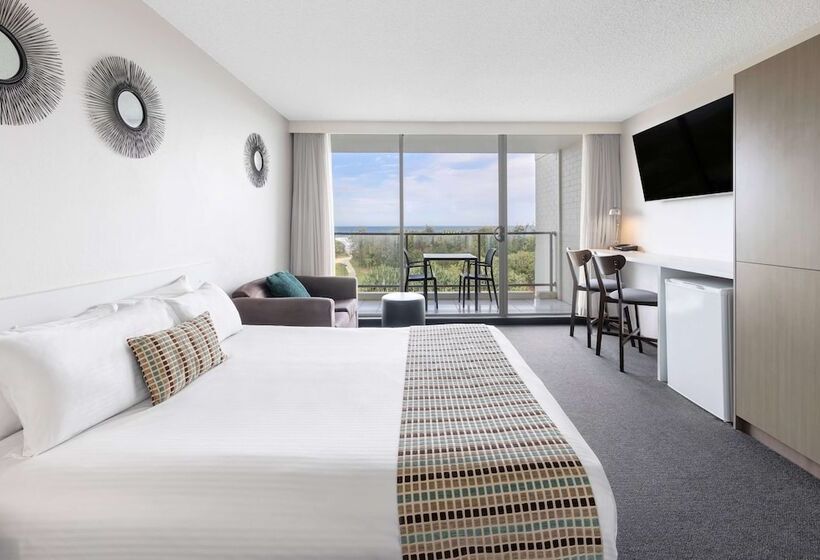Номер Deluxe Вид на Море, Ramada By Wyndham Marcoola Beach