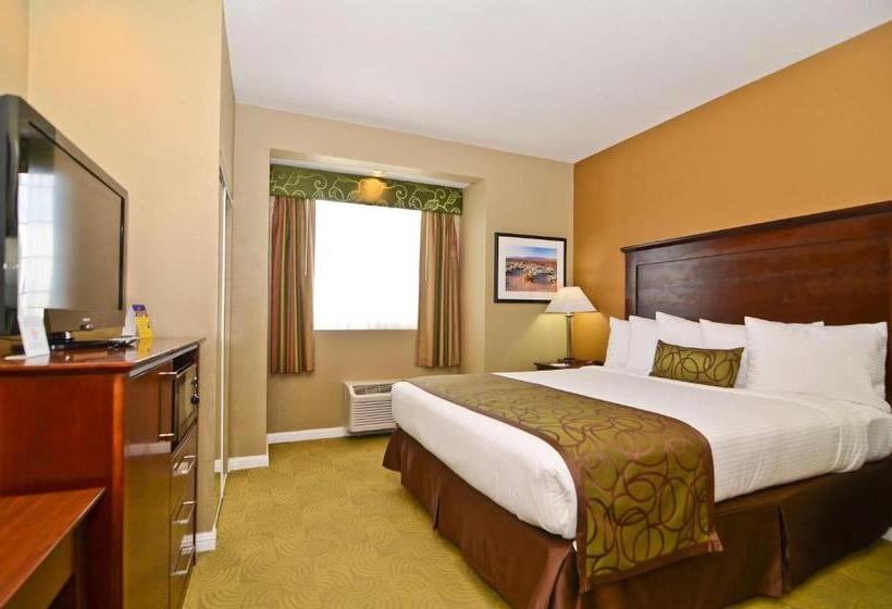 身障者適用キングサイズベッドルーム, Best Western California City Inn & Suites