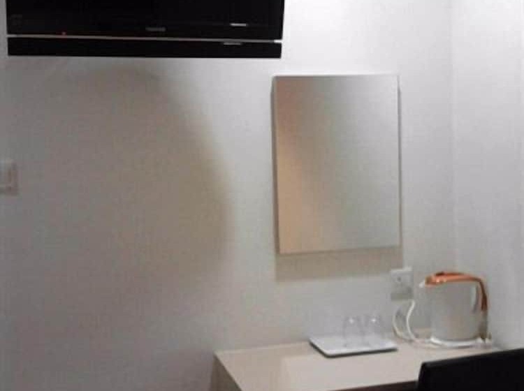Люкс Премиум, Jj Boutique Hotel Ss2