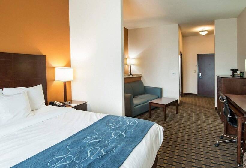 Люкс, Comfort Suites Waxahachie   Dallas