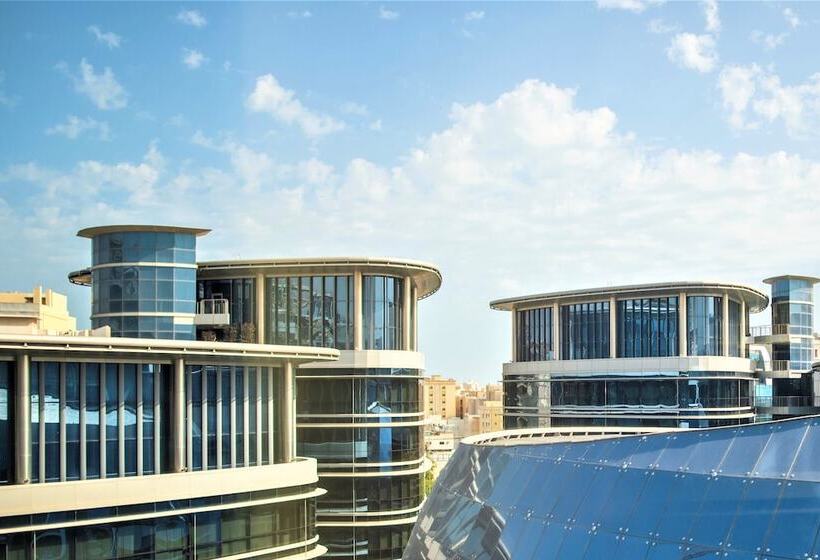 سوئیت پرزیدنت, Crowne Plaza Doha   The Business Park, An Ihg