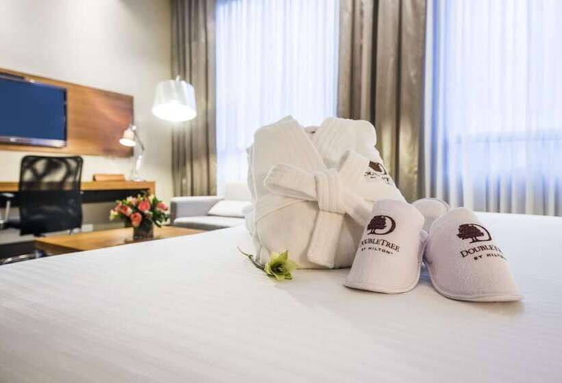 주니어 스위트, Doubletree By Hilton Hotel Bogotá   Parque 93