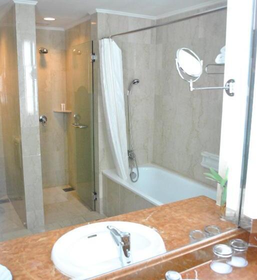Номер Deluxe, Le Grandeur Palm Resort Johor