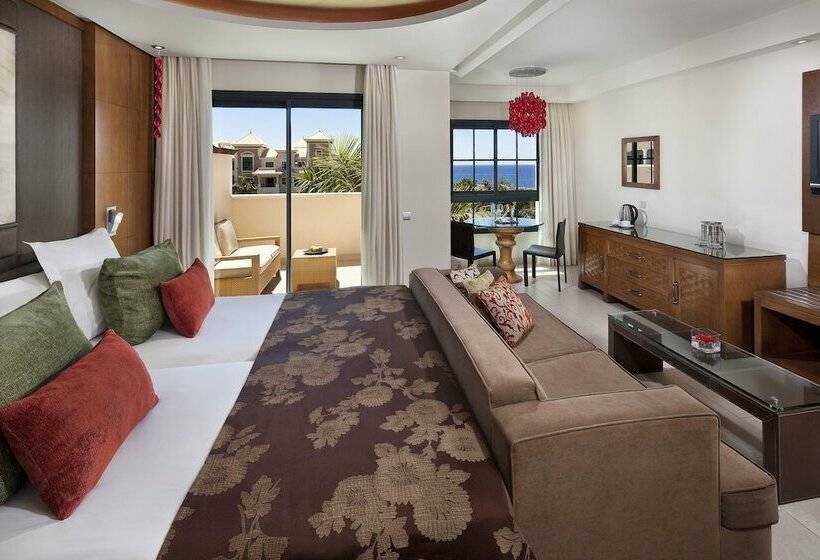 Номер Deluxe Вид на Море Боковой, Gran Melia Palacio De Isora Resort & Spa