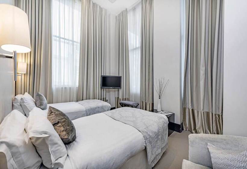 Апартаменты Deluxe 2 Спальни, 130 Queen S Gate Apartments