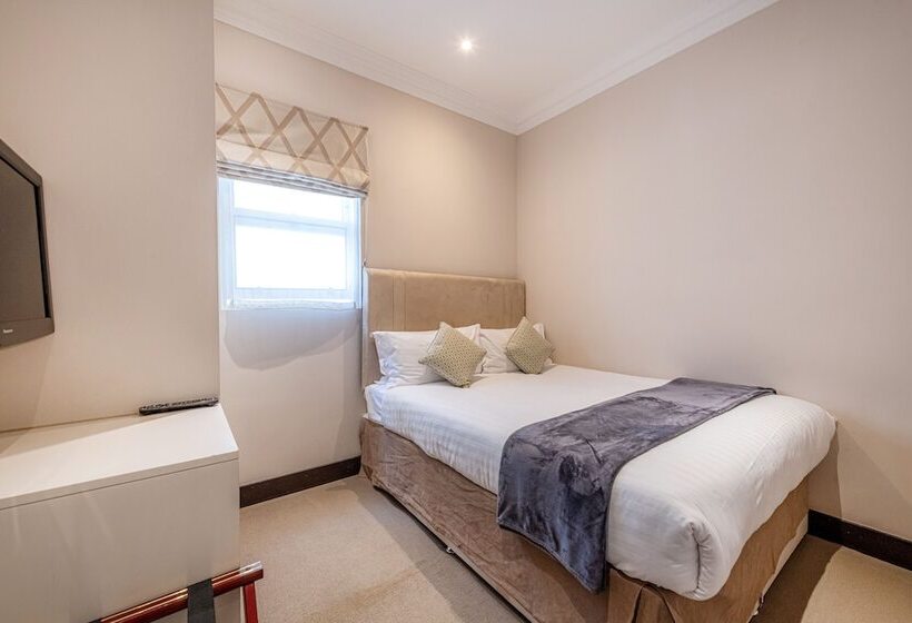 Апартаменты Superior 2 Спальни, 130 Queen S Gate Apartments