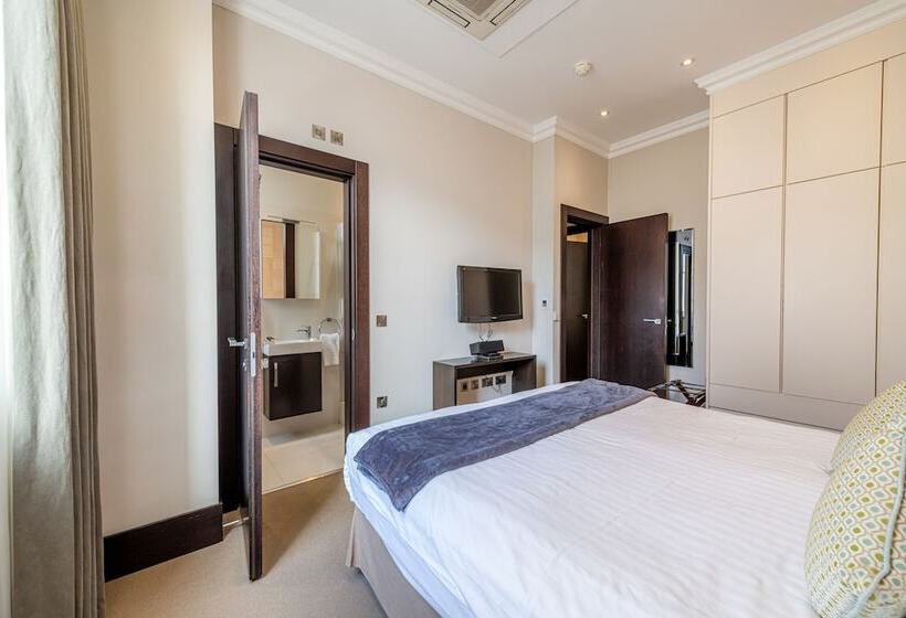 Апартаменты Deluxe 2 Спальни, 130 Queen S Gate Apartments