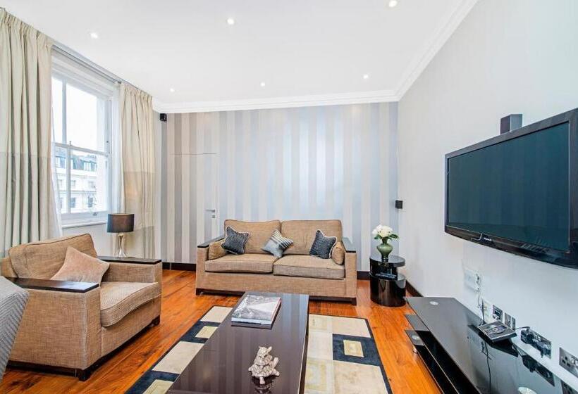 Апартаменты Deluxe 1 Спальня, 130 Queen S Gate Apartments