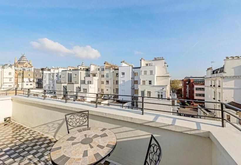 Апартаменты Ejecutiva 3 Спальни, 130 Queen S Gate Apartments