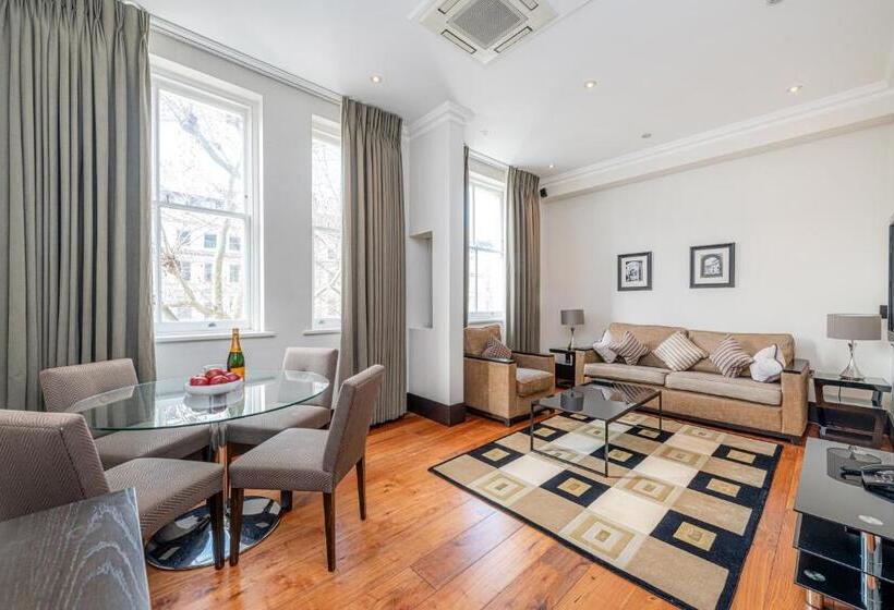 Апартаменты Deluxe 2 Спальни, 130 Queen S Gate Apartments