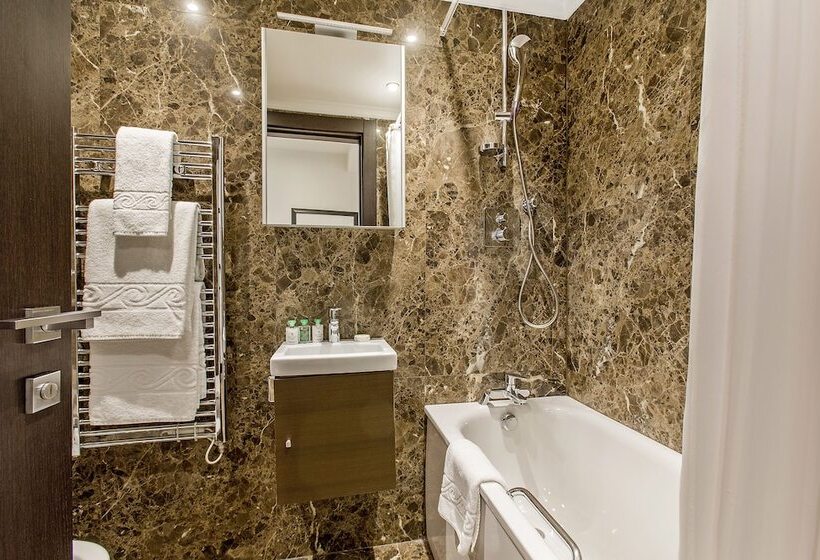 Апартаменты Пентхаус 1 Спальня, 130 Queen S Gate Apartments