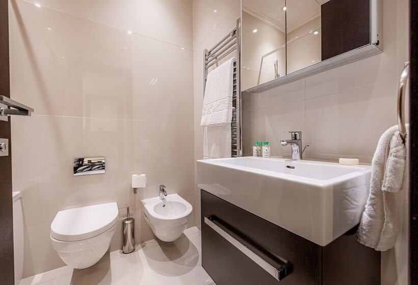 Апартаменты Deluxe 1 Спальня, 130 Queen S Gate Apartments