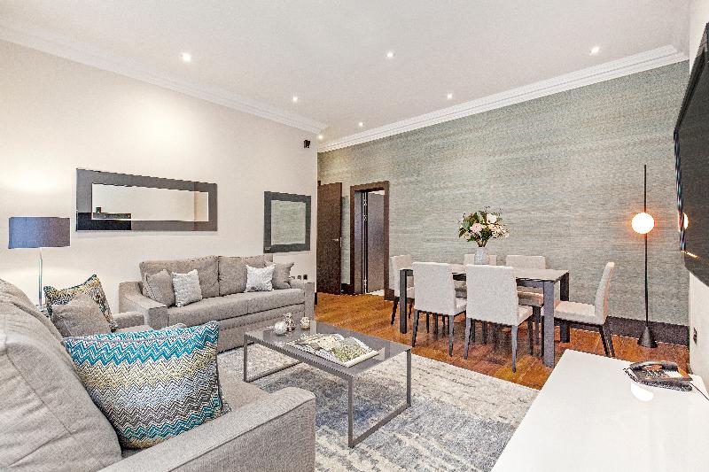 Апартаменты Deluxe 3 Спальни, 130 Queen S Gate Apartments