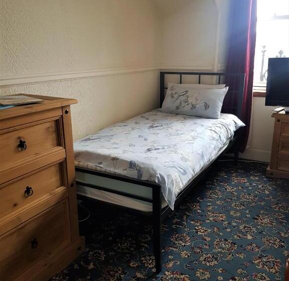 Трехместный Номер Классика, Cedar Villa Guest House