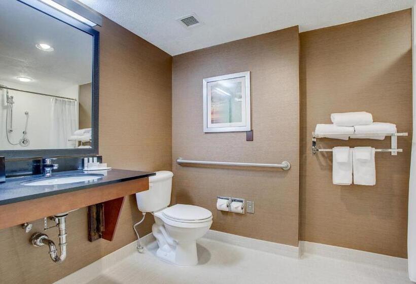 Номер Стандарт, Fairfield Inn By Marriott Burlington Williston