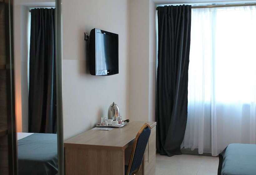 استودیوی استاندارد, Palace Appart Hôtel