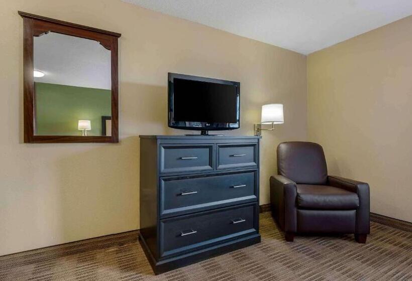 스탠다드 스튜디오, Extended Stay America Suites  Chicago  Gurnee