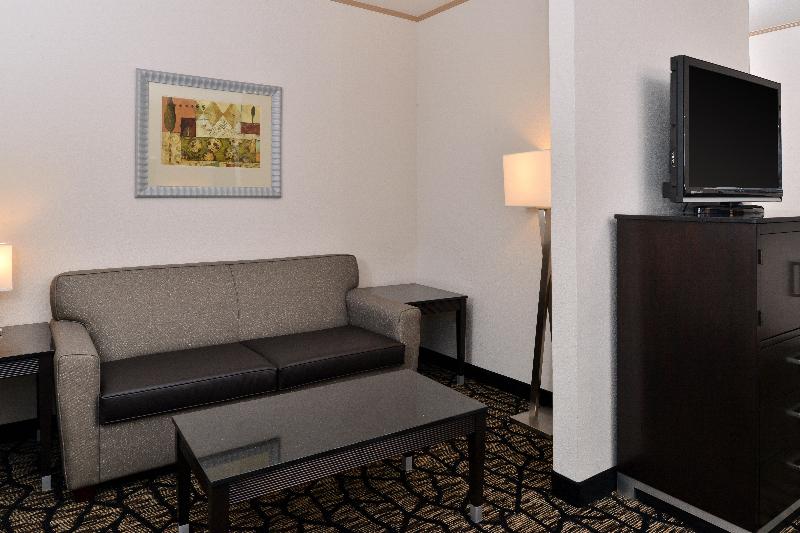 스위트 킹사이즈 침대, Holiday Inn Express & Suites Tacoma South   Lakewood, An Ihg