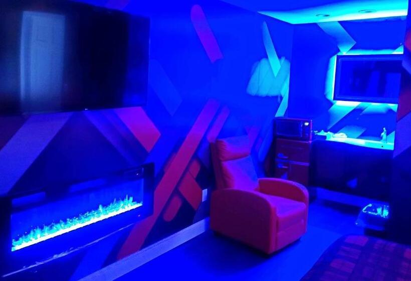 带大床的标准间, Americas Best Value Inn Providence North Scituate