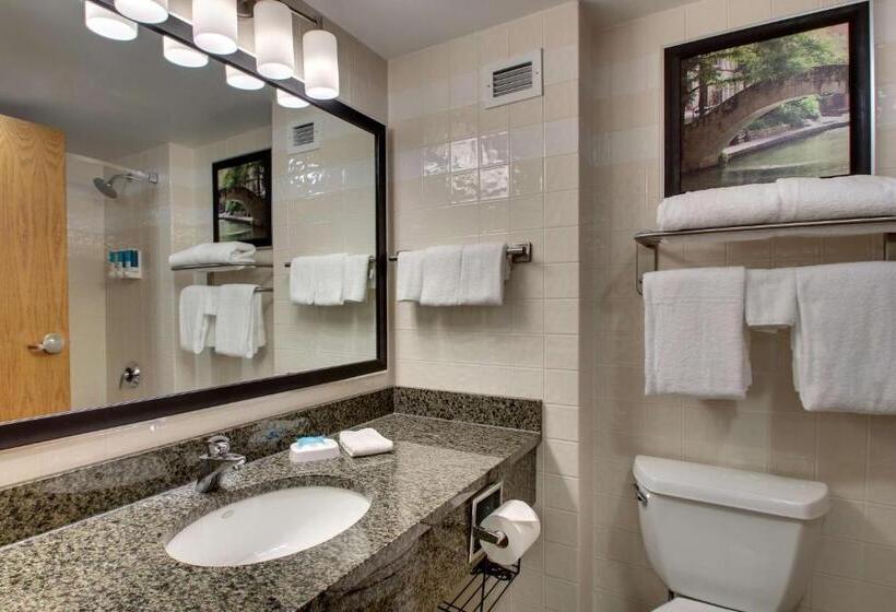 Suite Superior, Drury Inn & Suites San Antonio Northwest Medical Center