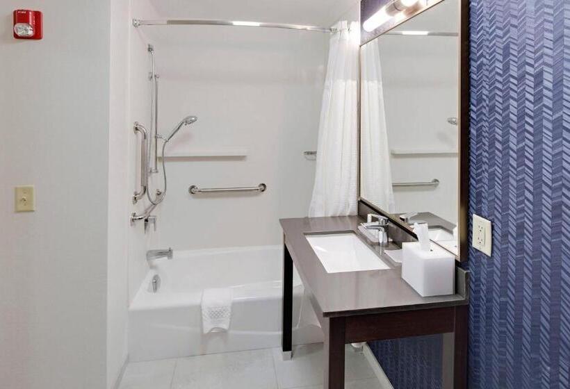 带大床的标准间, Fairfield By Marriott Youngstown/austintown