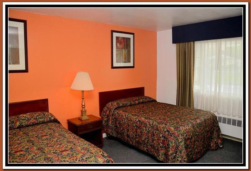 Номер Стандарт 2 Двуспальные Кровати, The Cardinal Inn