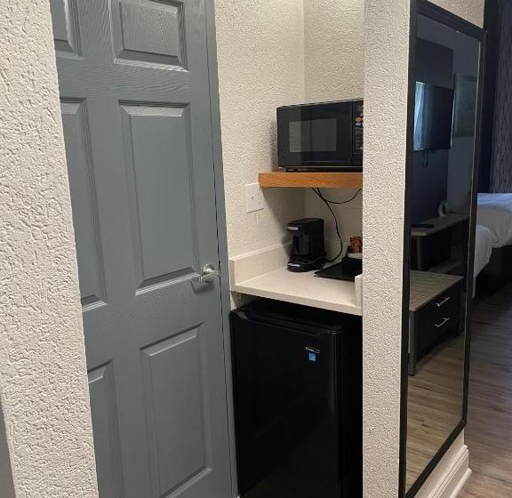 Стандартный Номер Кровать Кинг, Wingate By Wyndham Savannah Gateway