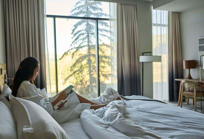 Люкс 2 Спальни, Viewline Resort Snowmass, Autograph Collection