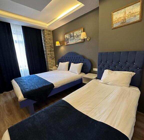 اتاق لوکس سه تخته, Ethnica Hotel Old City