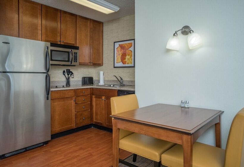 Люкс, Residence Inn By Marriott Salisbury