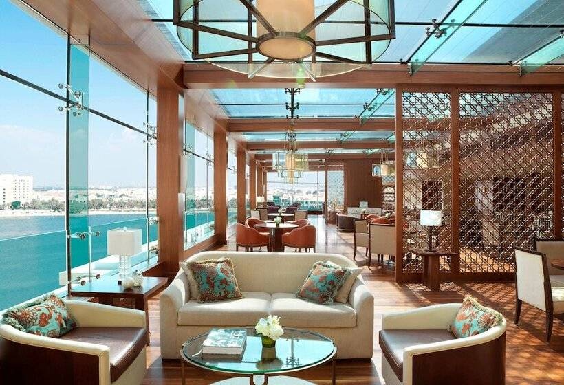 Номер Deluxe с Балконом, The Ritzcarlton Abu Dhabi  Grand Canal