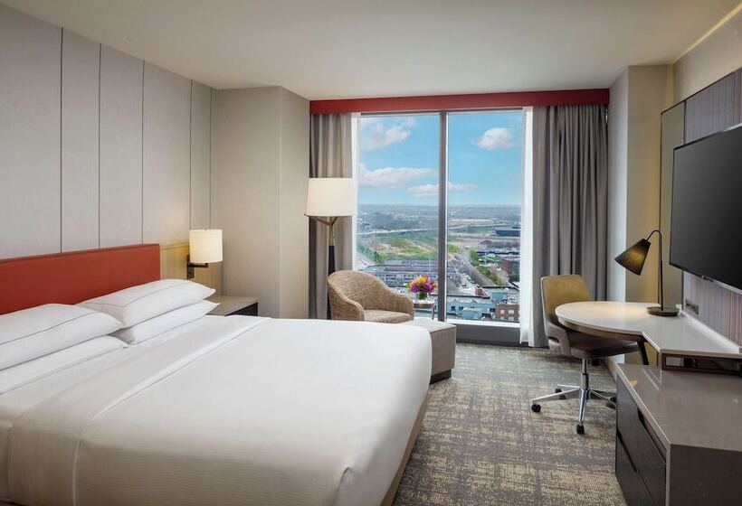 Номер Executive, Hilton Columbus Downtown