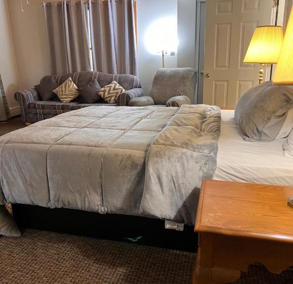 スイート, Oswego Inn