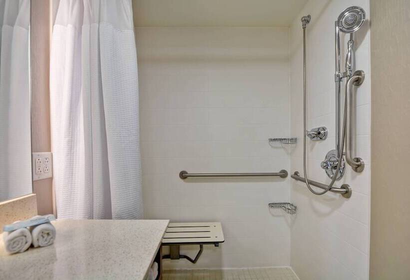 Студия Стандарт, Springhill Suites By Marriott Cincinnati Midtown